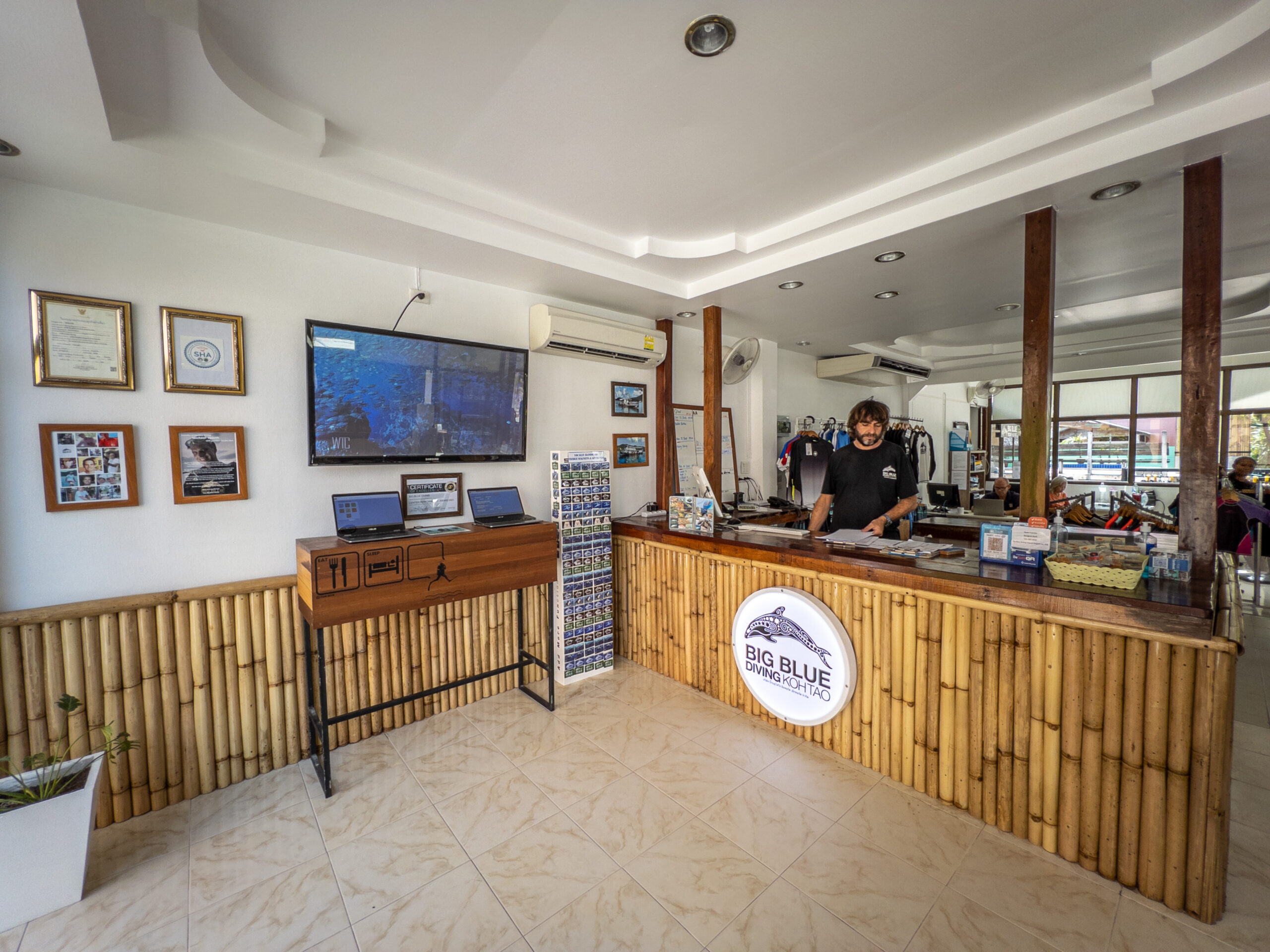 Choosing the best Dive shop on Koh Tao