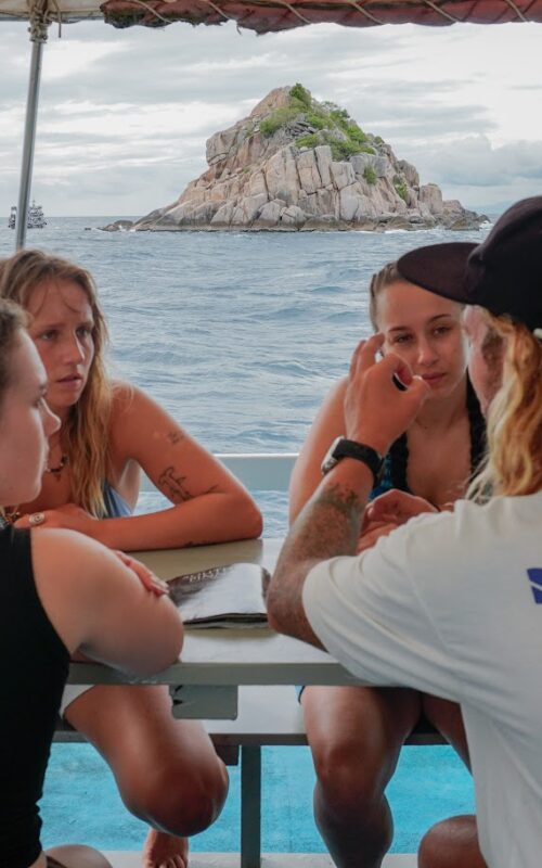 How Long Does the Divemaster Course Take on Koh Tao?