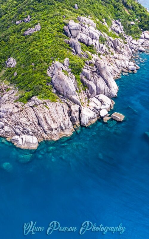 Koh Tao Dive Sites: Red Rock, White Rock & Green Rock.