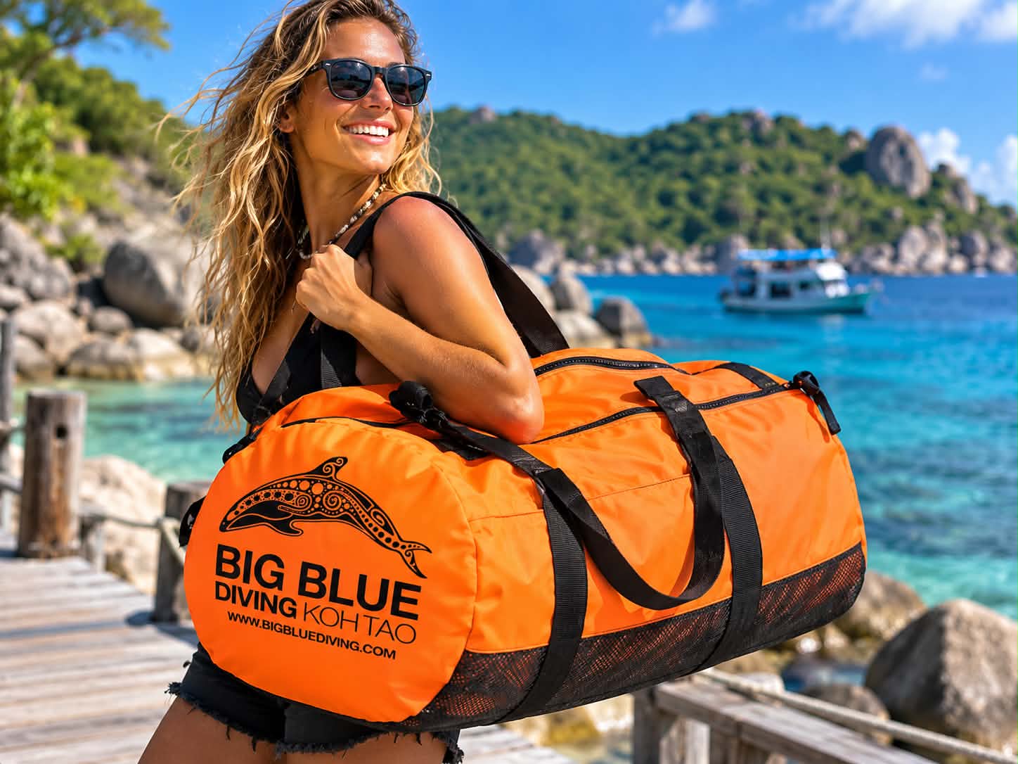 Big Blue Diving Red Dive Bag - Image 3